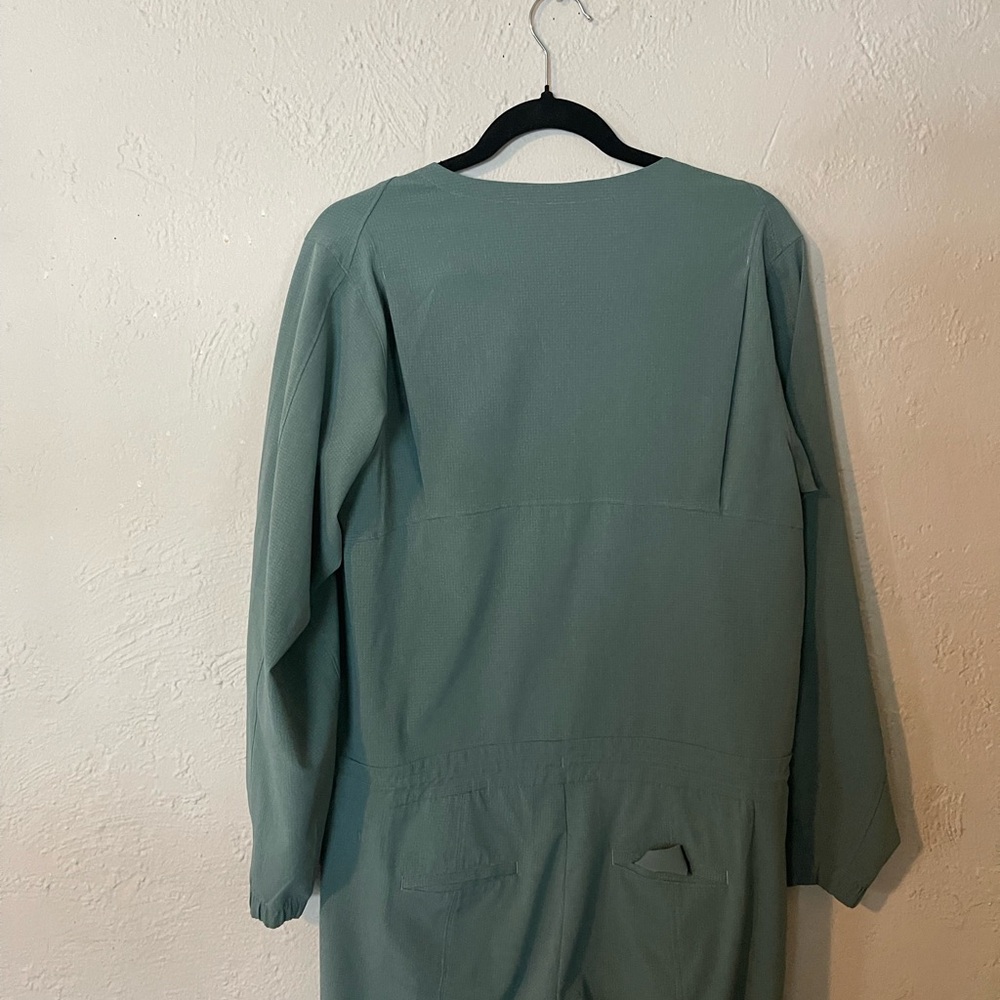 Lululemon Long Sleeve Utility Jumpsuit in Sage Green - Picture 6 of 9